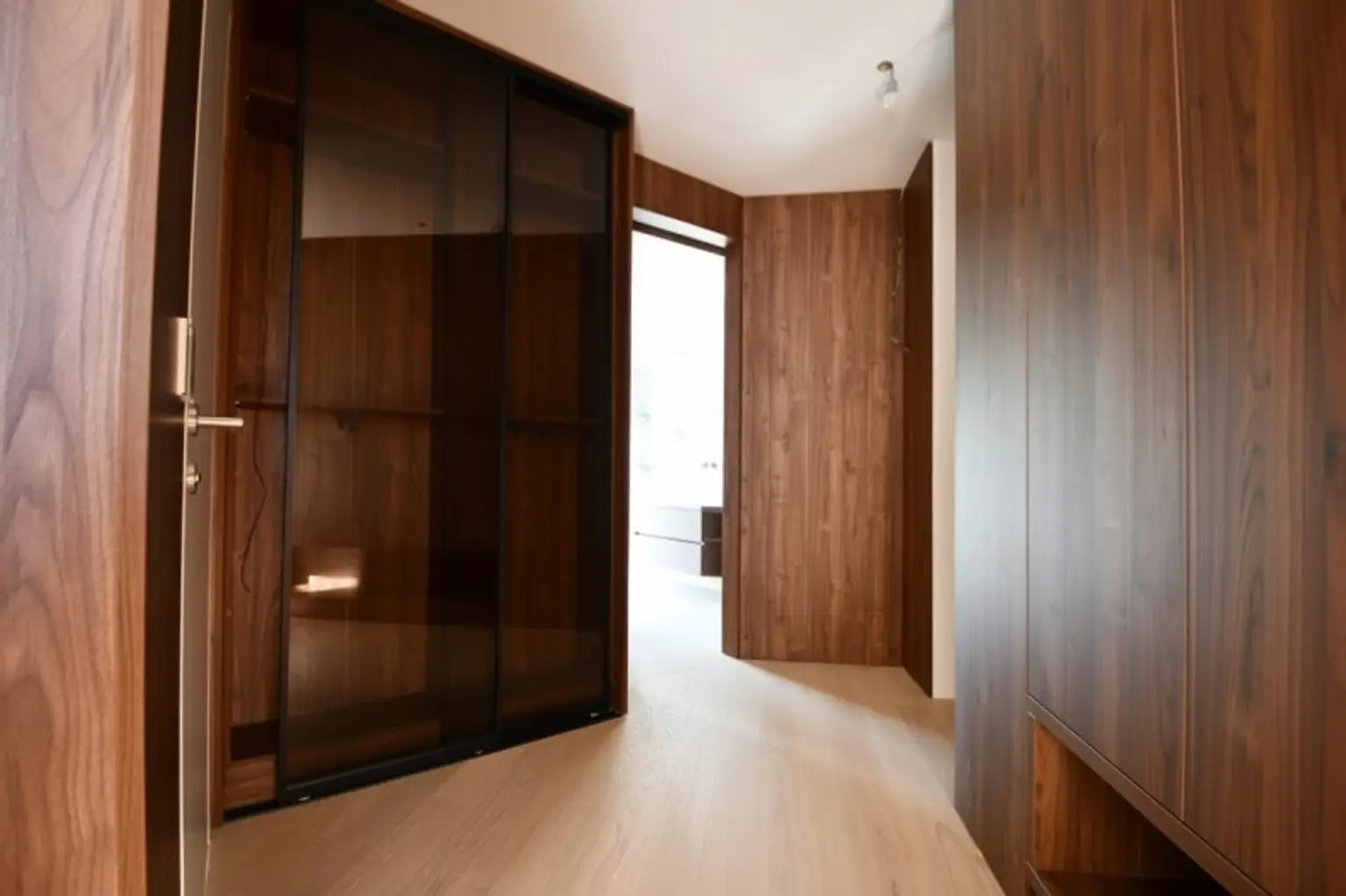 THE UNIQUE HILL SIDE RESIDENCES