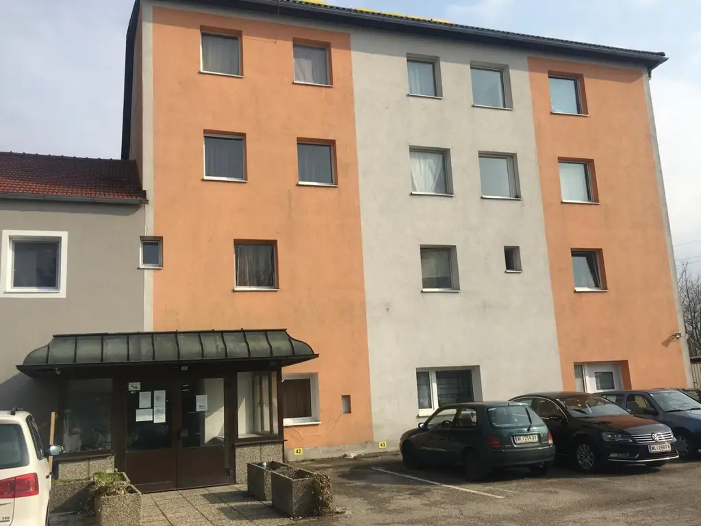 Zinshaus mit 59 Wohneinheiten plus 1 Büro  voll vermietet- FORELLENHOF