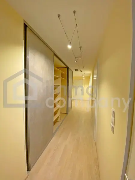Moderne 3-Zimmer-Wohnung + Balkon + Garage