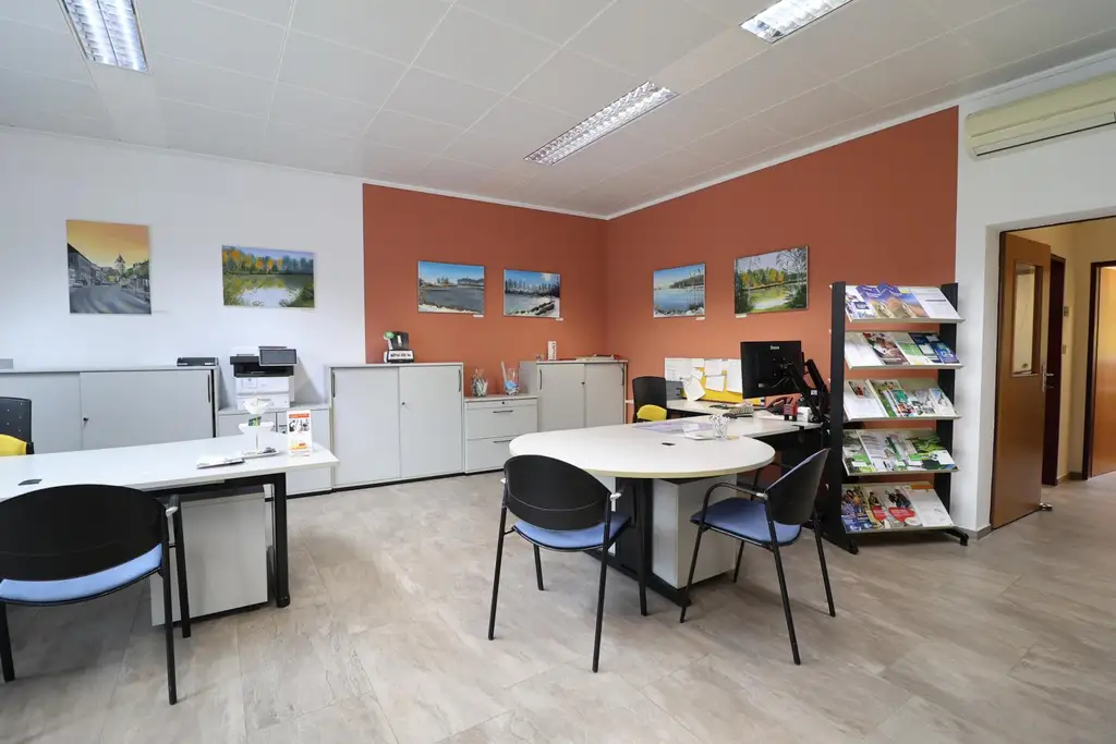 Sehr gepflegtes Büro bzw. Geschäftslokal (Option auf Erweiterung)