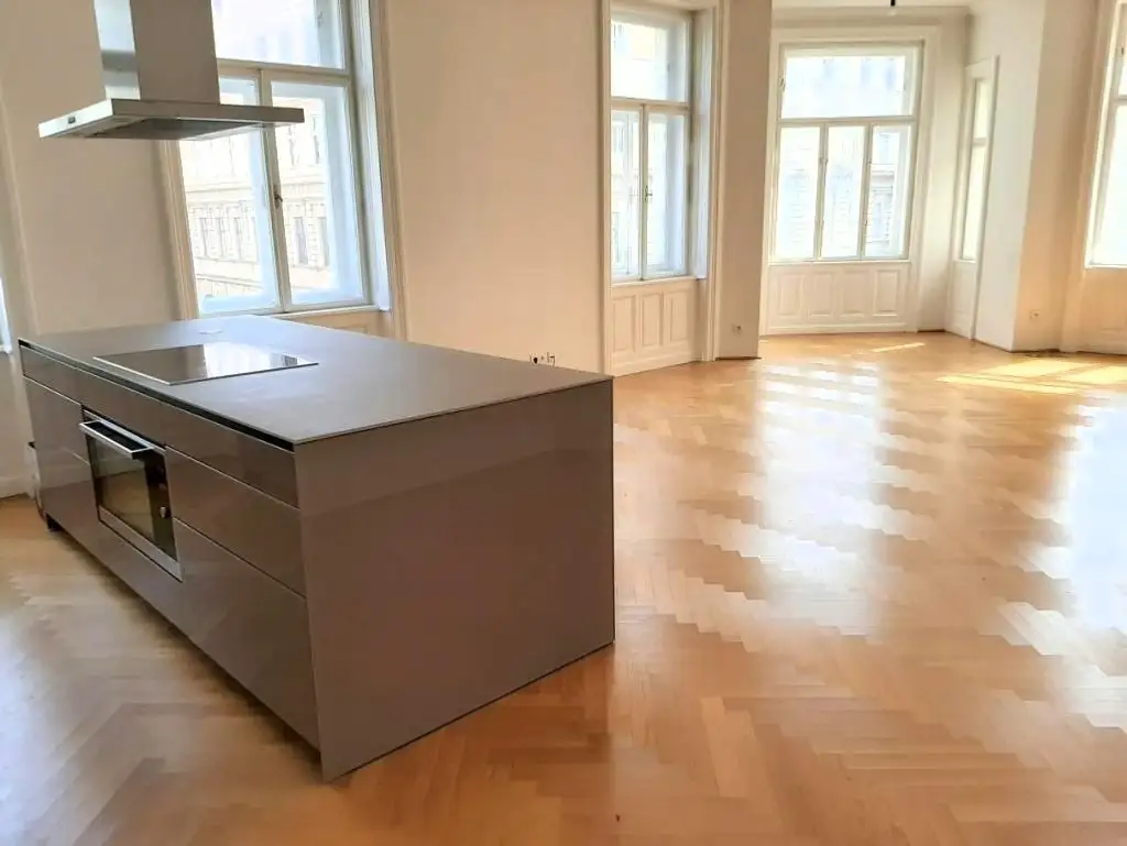 Büro - LOFTARTIG - sonnig - zentral - U1 - TOP AUSSTATTUNG - TOP Gebäude
