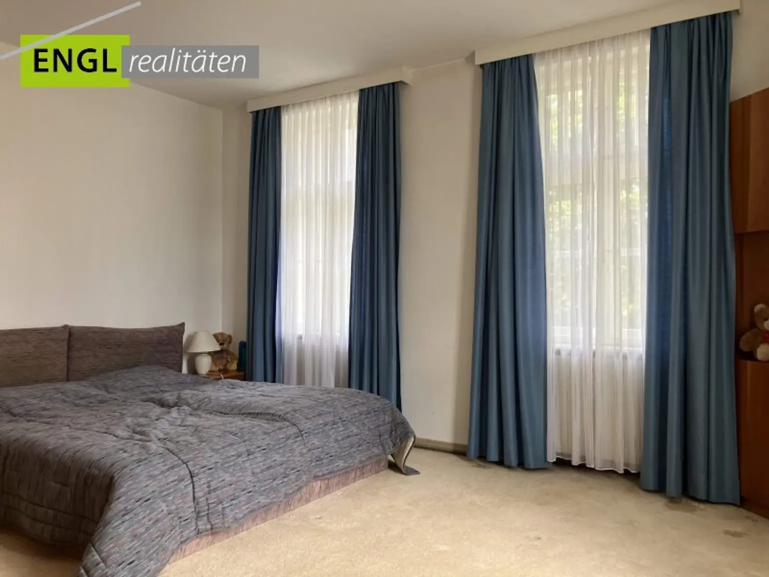 Moderne Jahrhundertwendevilla – Eleganz trifft Wohnkomfort!