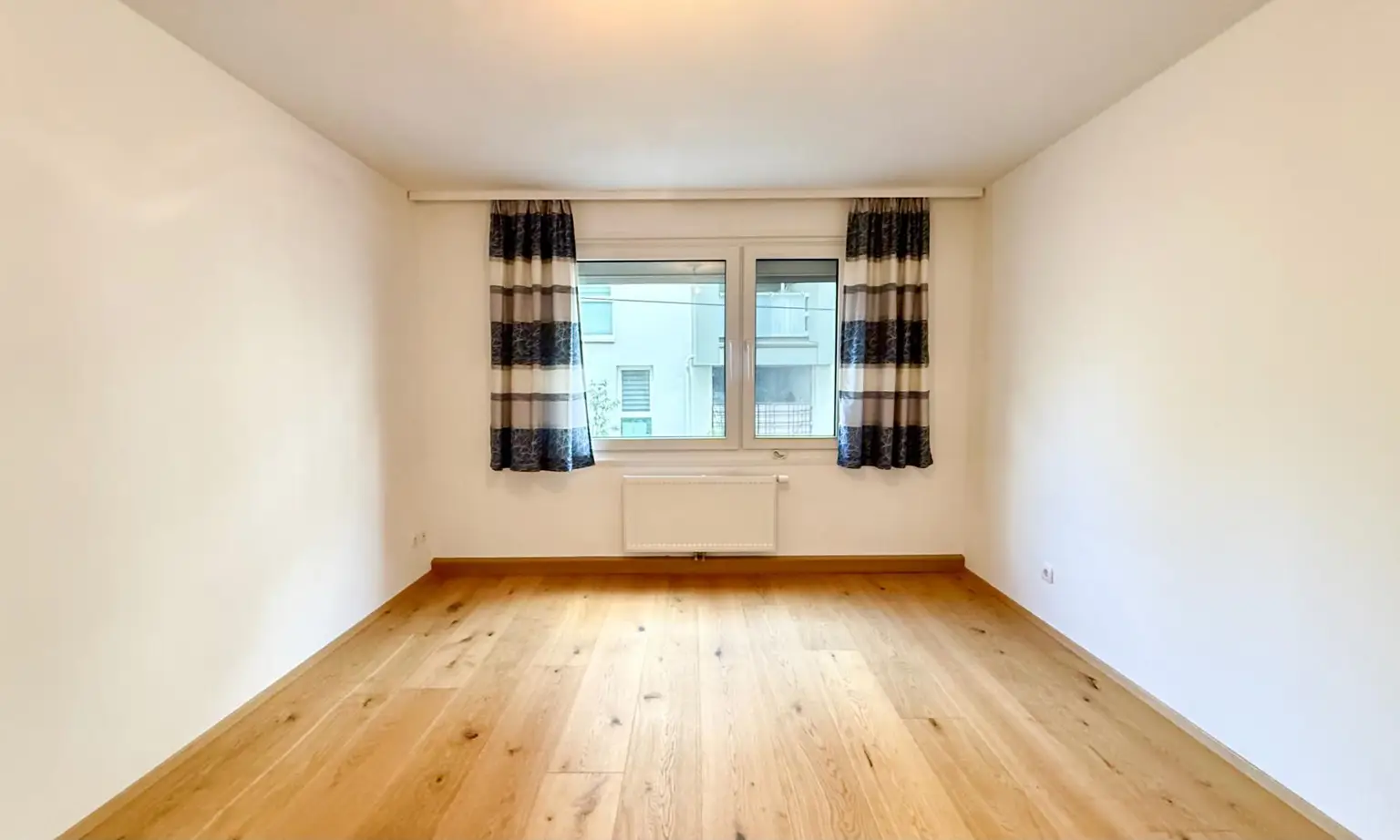 Nähe Mariahilferstraße / Sofort einziehen / 2 Zimmerwohnung