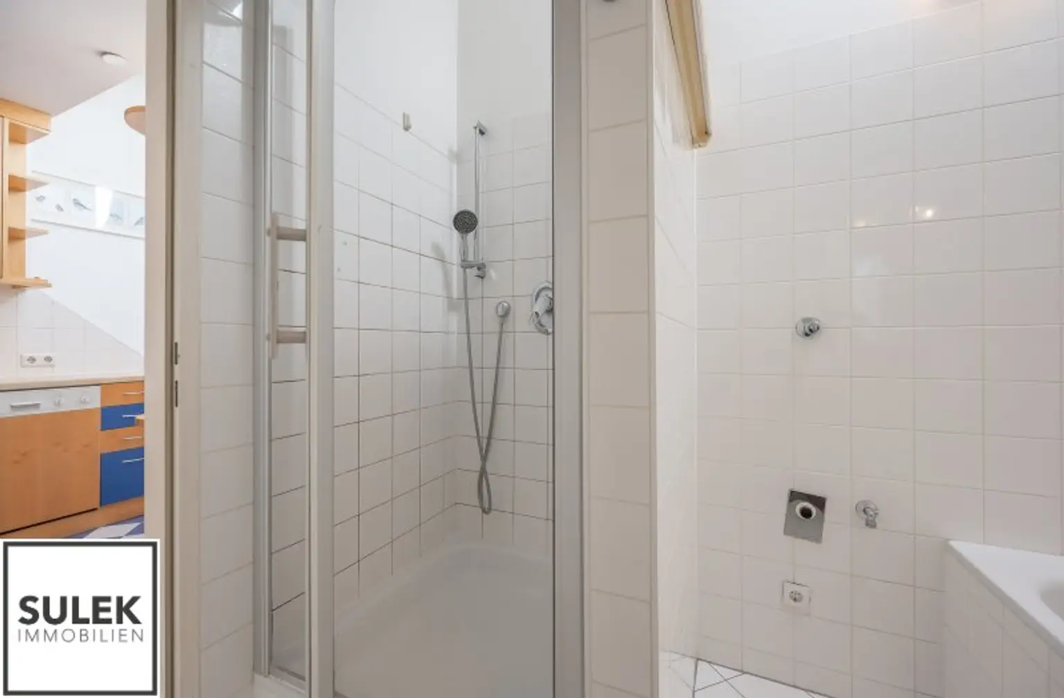 3 Zimmer-Dachgeschosswohnung mit Terrasse am Währinger Gürtel, nahe U6!