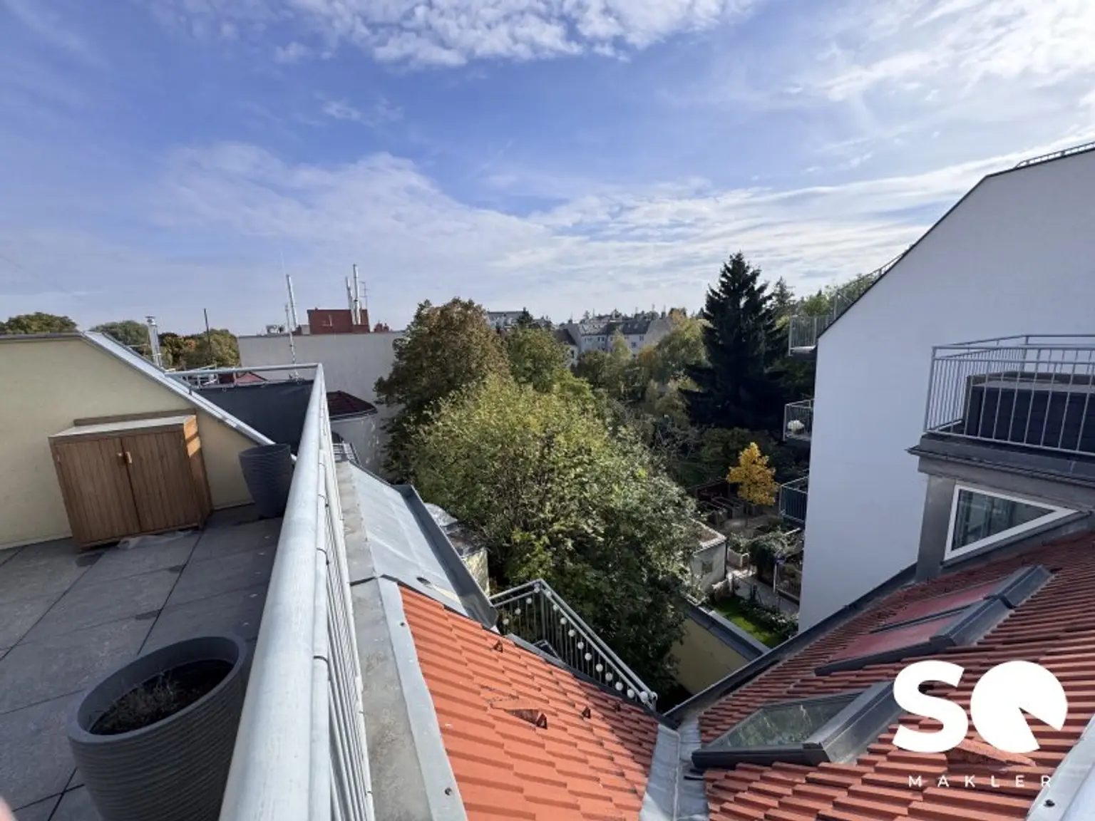 # SQ - HELLE, RUHIGE 2 ZIMMER DG-WOHNUNG INKL. TERRASSE - NÄHE RIVERSIDE - 1230 WIEN - TAG DER OFFENEN TÜR: 31.10.2025 14:00-17:00