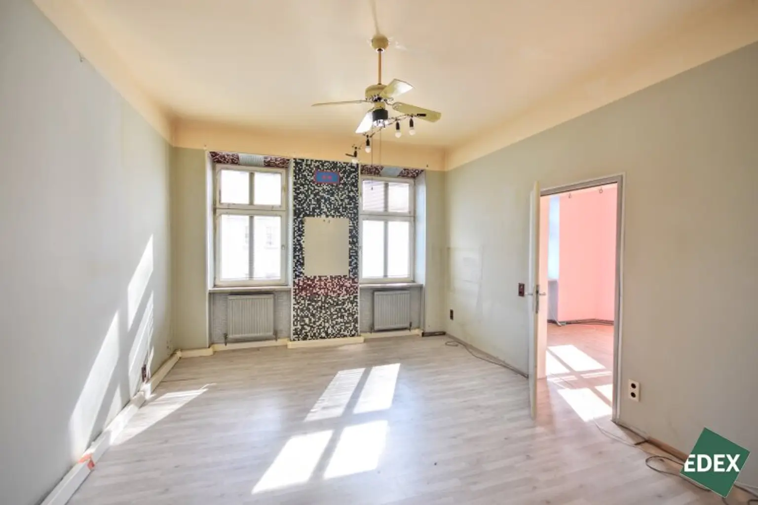 Altbauwohnung mit 56 m² zum Sanieren – ruhige Lage in Favoriten