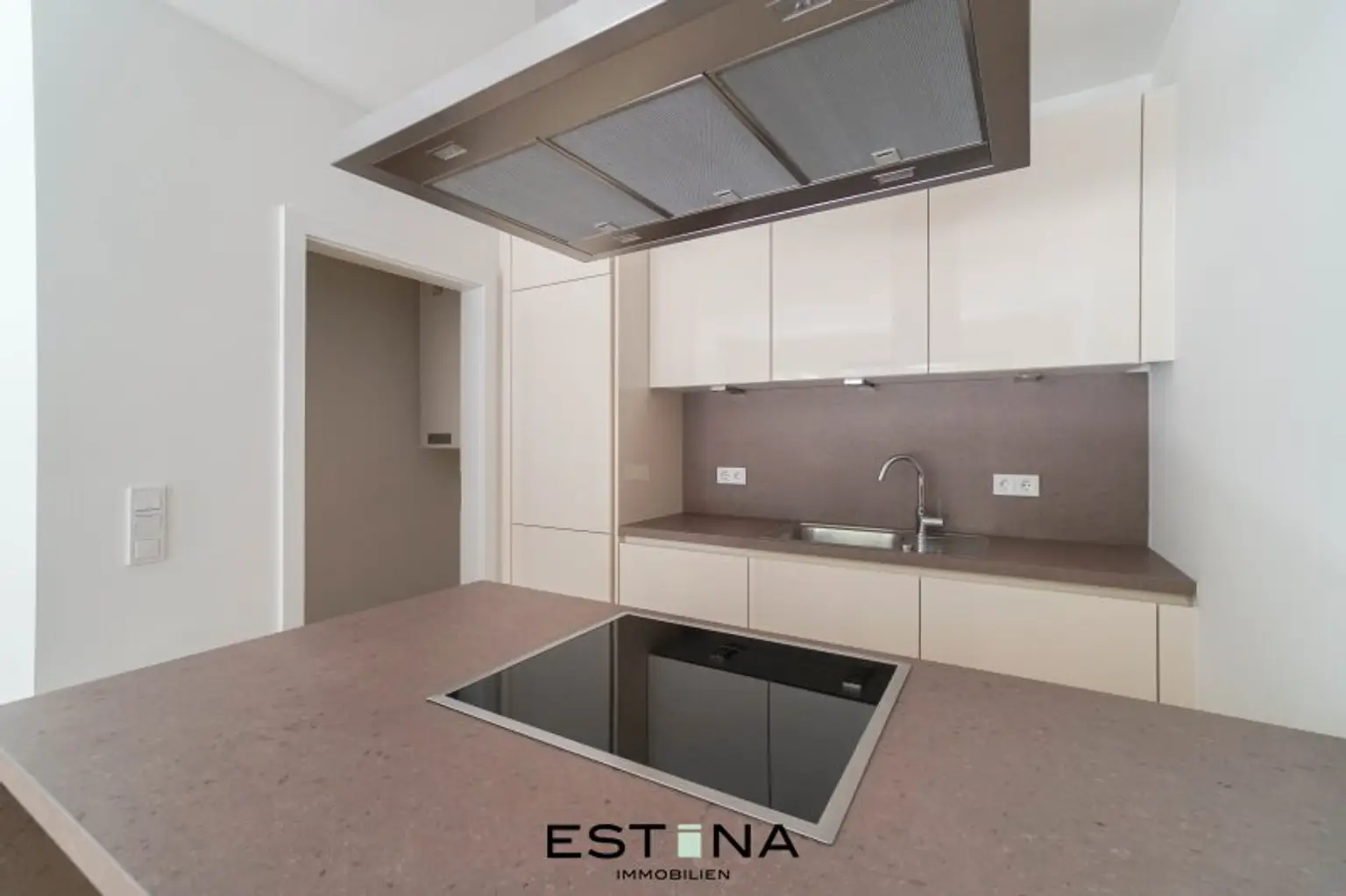 Exklusive 3-Zimmer-Wohnung in Schönbrunn-Nähe