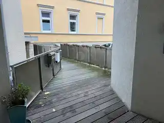 Zugang zum Eingangsbereich