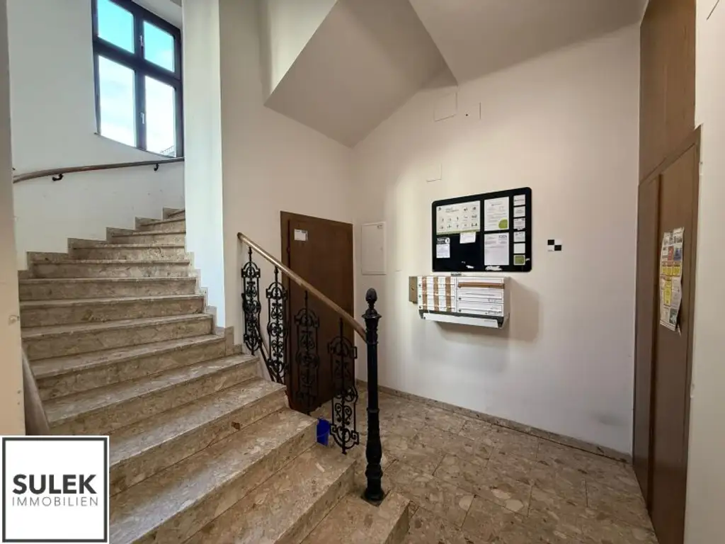 Ganzes Haus zu mieten: 1 Geschäftslokal, 1 Büro, 2 Wohnungen nahe U1