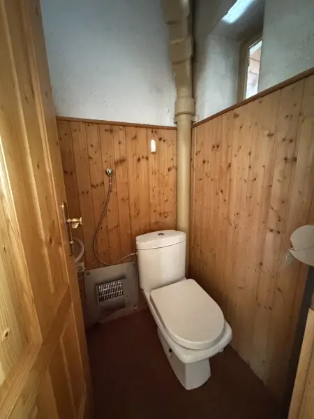 WC im EG