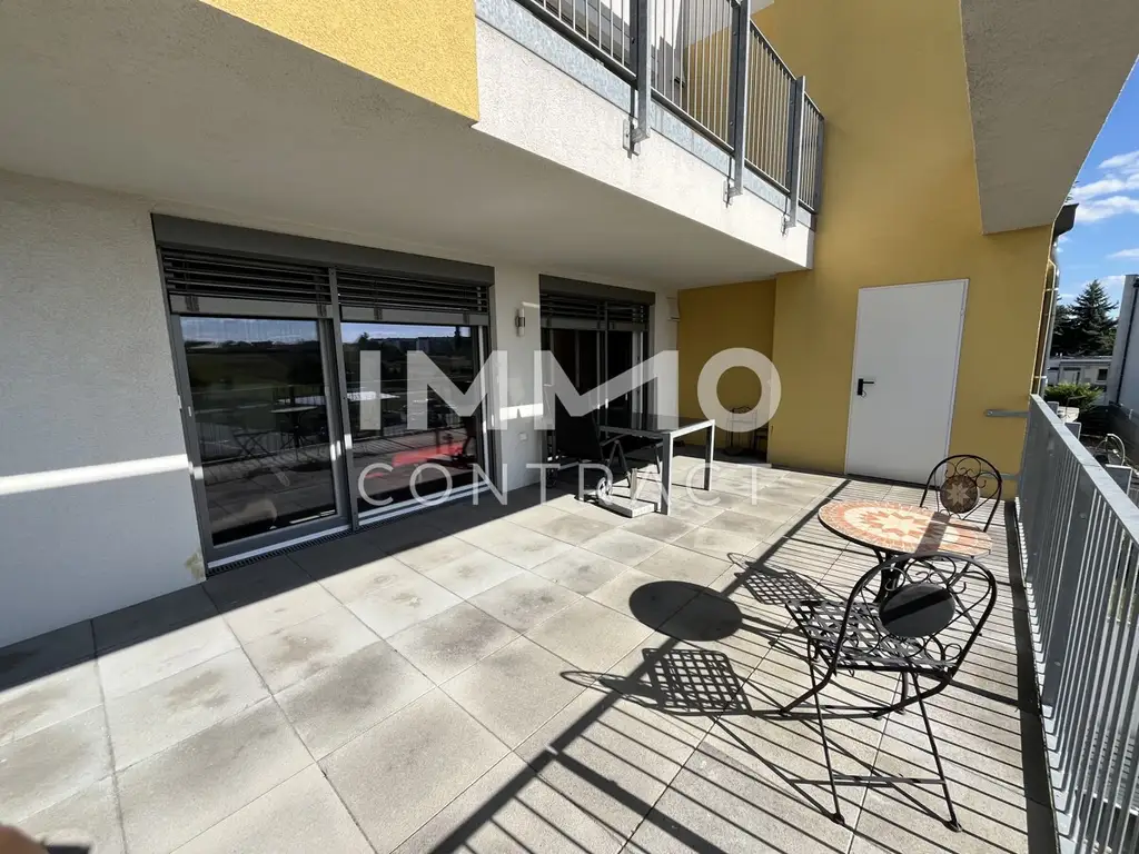 Helle Wohnung mit großer Terrasse
2 Autoabstellplätze