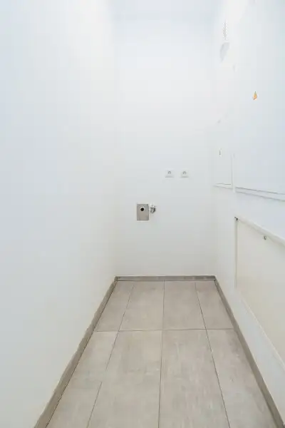 PROVISIONSFREI I SMART-LIVING I STYLISCHES PENTHOUSE I KLIMA I SONNENTERRASSE I OFFENE DESIGN-KÜCHE I ELEGANTES BAD MIT REGENDUSCHE I PROJEKT WOHNEN