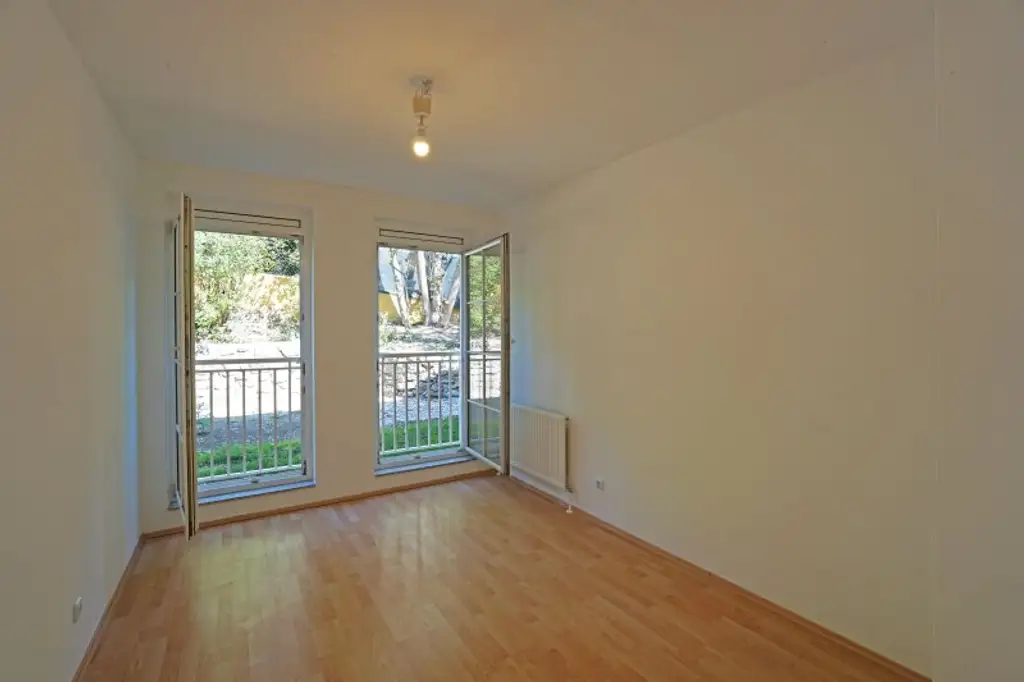 Barrierefreie 4-Zimmer-Gartenwohnung Nähe Auhofcenter und S-Bahn