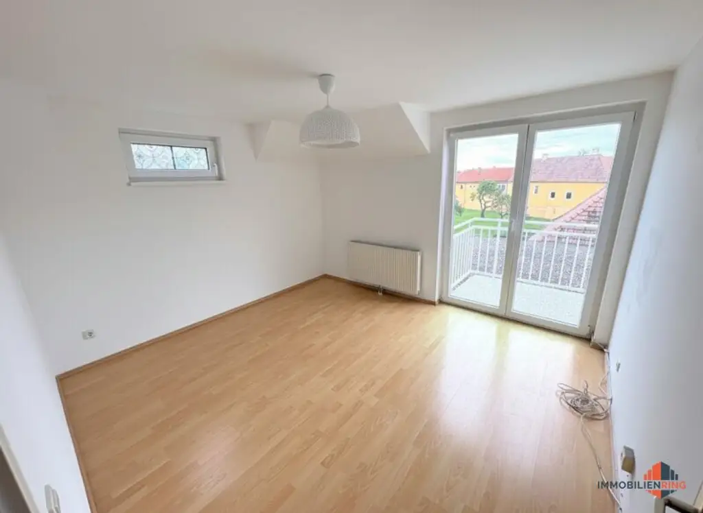 Moderne 4-Zimmer-Wohnung mit Balkon in Pfaffstätten – Ihr neues Zuhause!