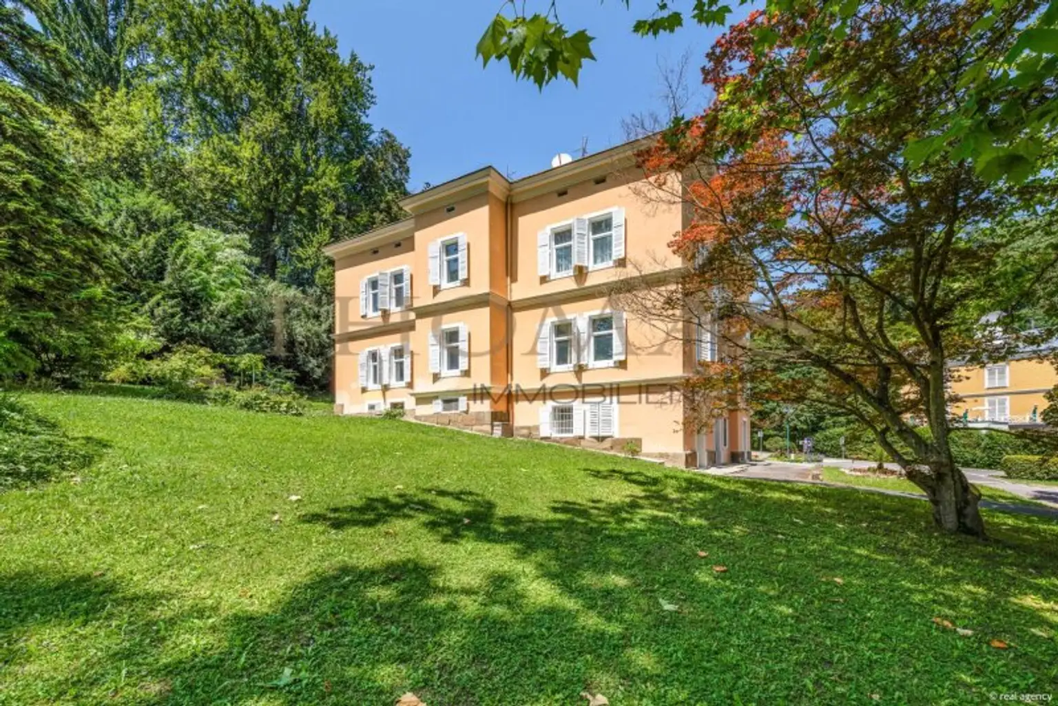 Kurparkjuwel "Villa Clar" - Boutiquehotel, Restaurant & 3 Geschäftsflächen