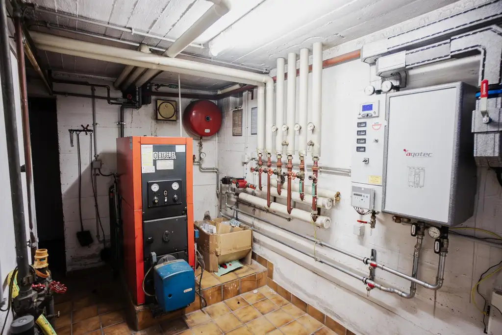 Grundstück mit Altbestand