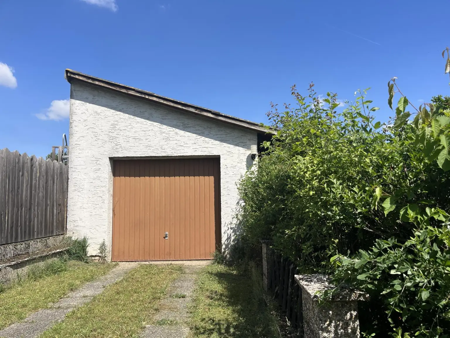 Garage 2