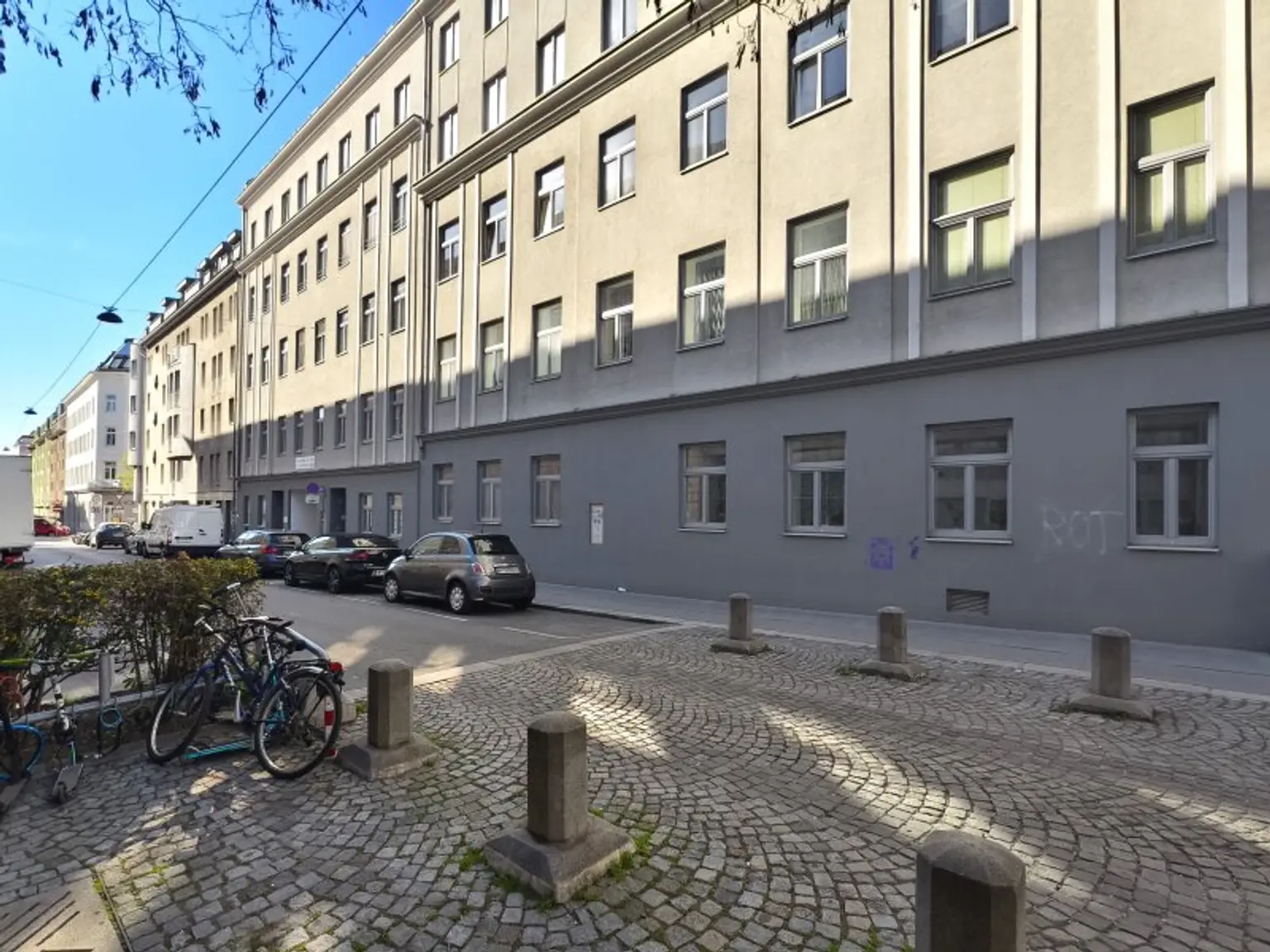 Außenansicht straßenseitig