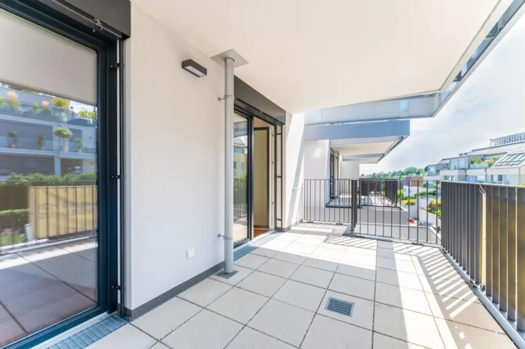 Erstbezug! Großzügige 3-Zimmer-Wohnung mit 2 Terrassen inkl. Stellplatz zu vermieten!