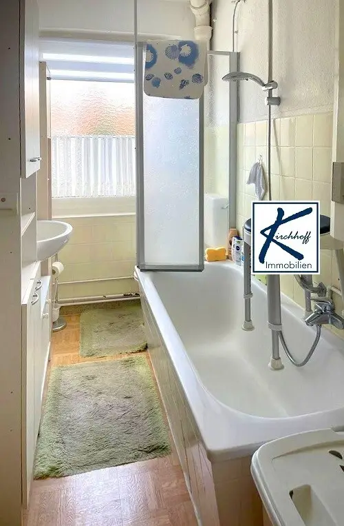 Bad Wohnung EG rechts