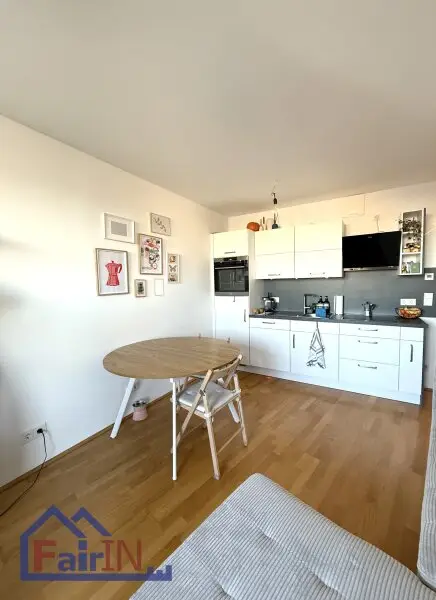 ...***Moderne 2-Zimmer-Wohnung mit Loggia !!!