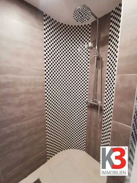 K3 - Gemühtlicher, barrierefreier Bungalow mit kleiner Werkstatt und angebautem Pavillon