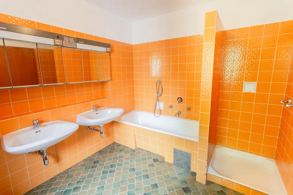 Großzügiges Wohnhaus mit Potential