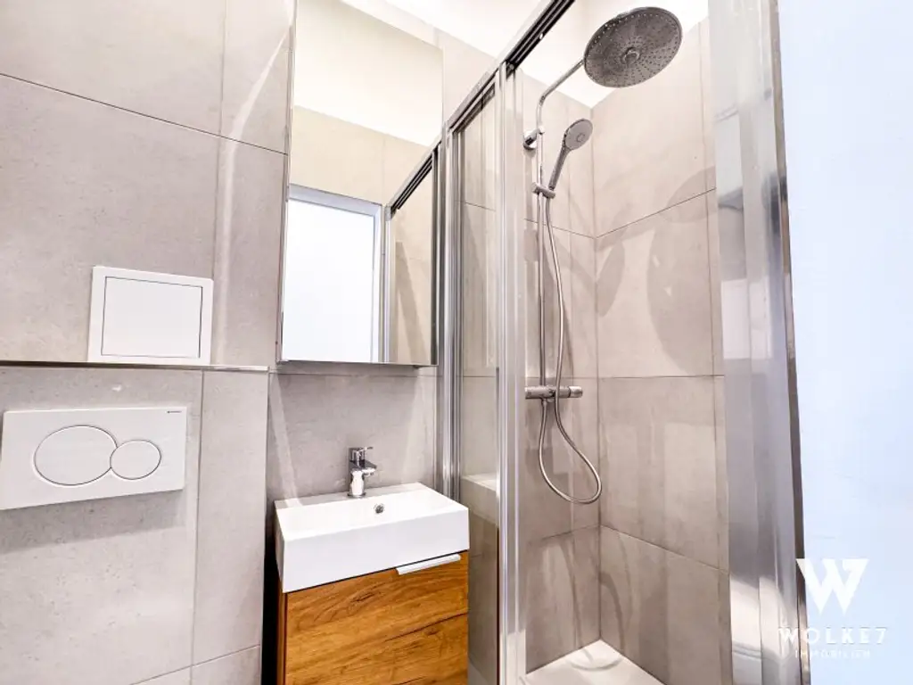 Exklusiver Erstbezug nach Sanierung: 1-Zimmer-Wohnung mit Wohlfühlcharme!
