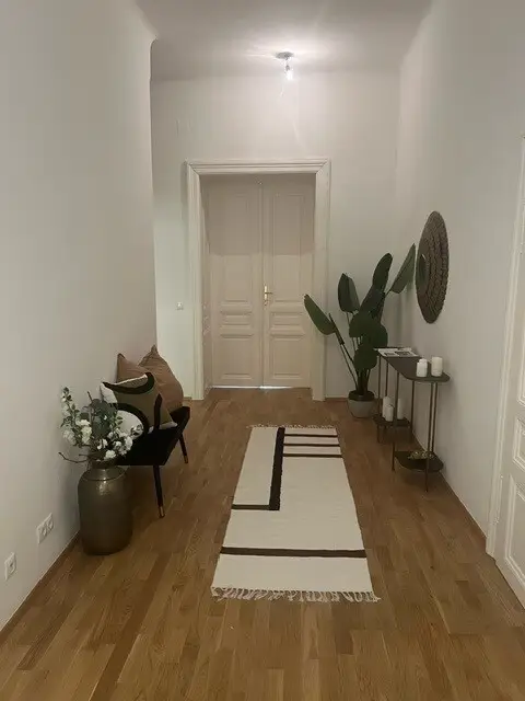 UNBEFRISTET: Charmante Altbauwohnung nahe Volkstheater