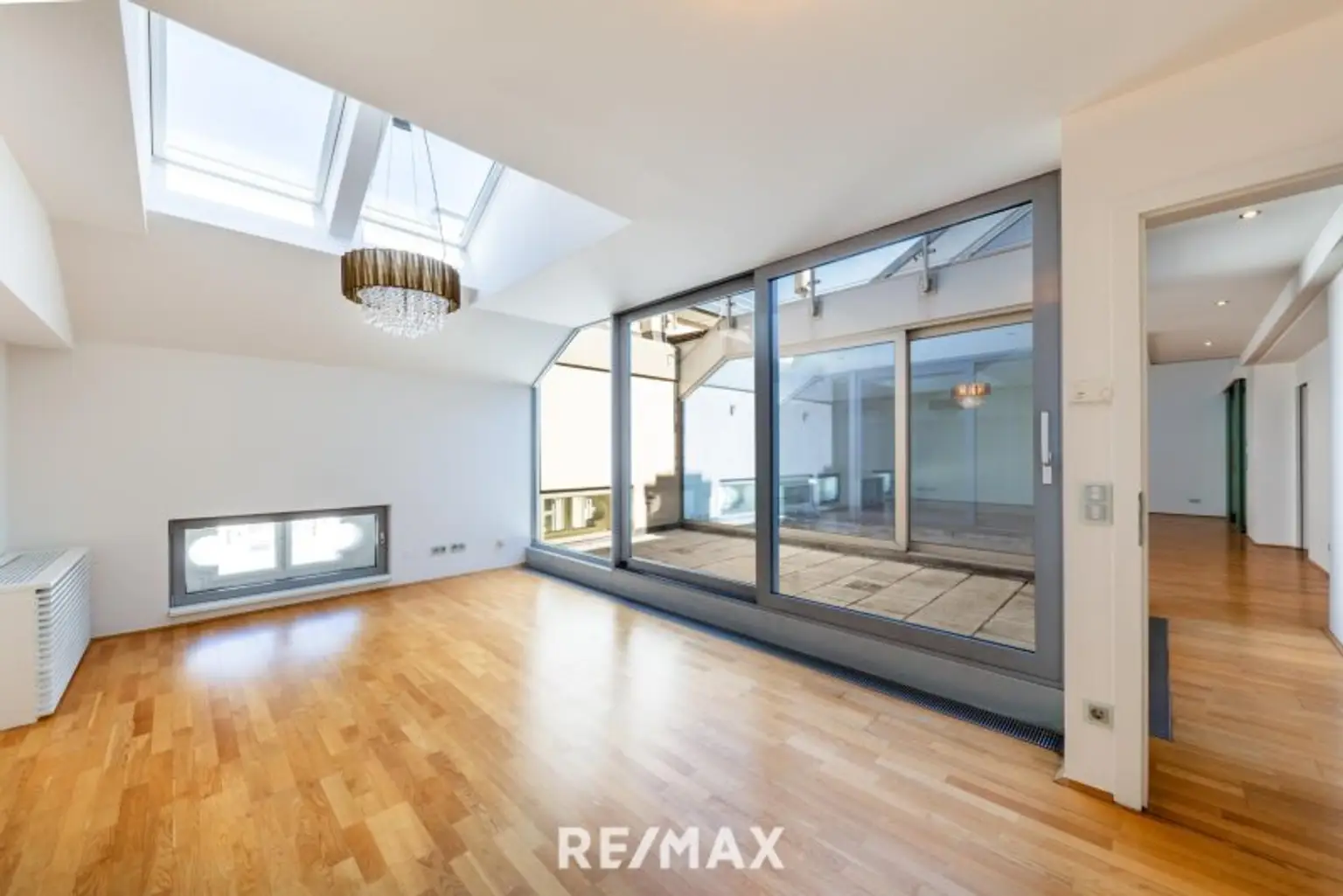 Stadthaus im Dach: Palais-Charme auf drei Etagen