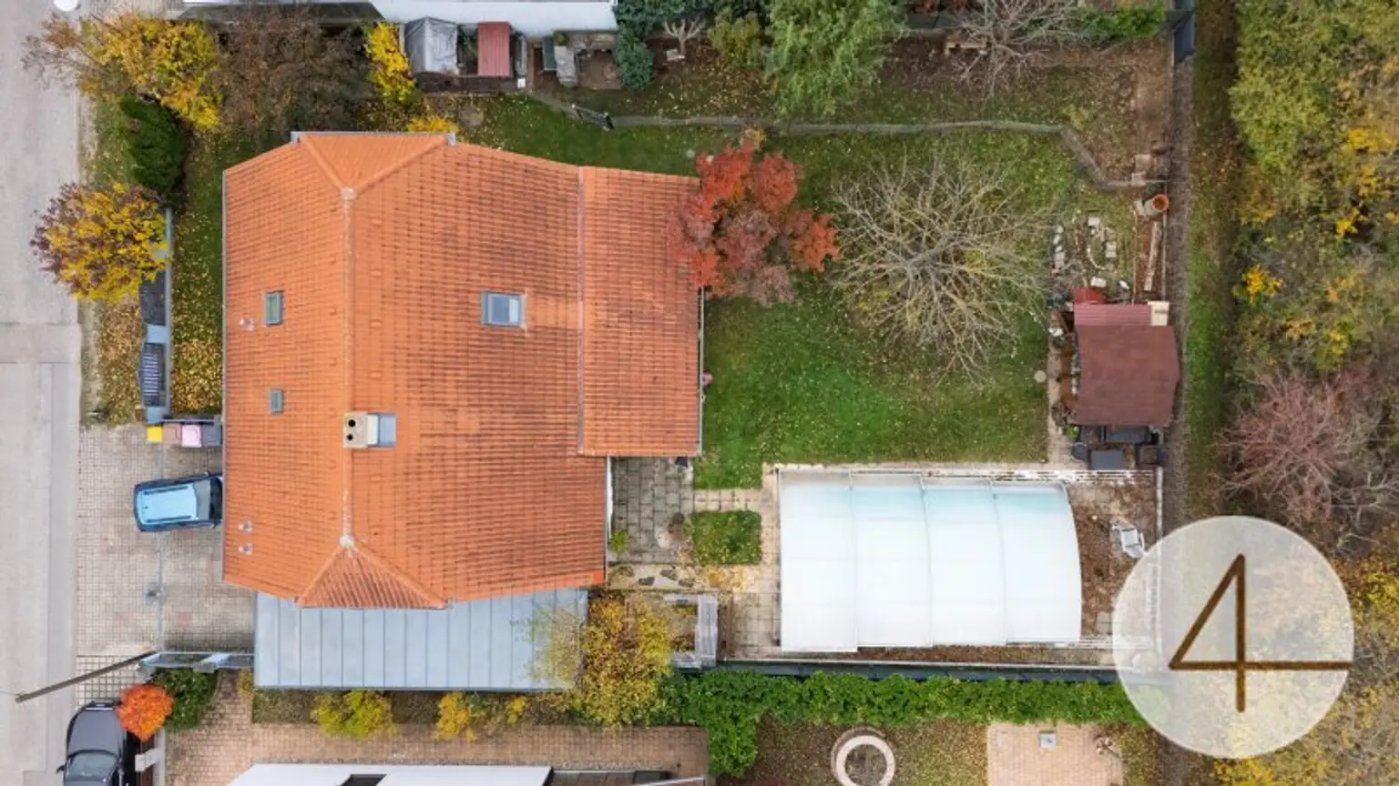Ihr neues Zuhause: Stilvolles Einfamilienhaus mit Pool in ruhiger Lage