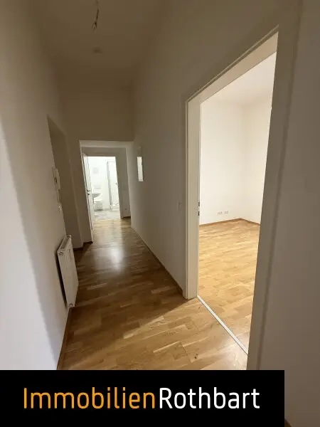 Helle Starterwohnung!