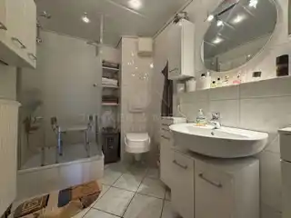 Dusch- und Wannenbad