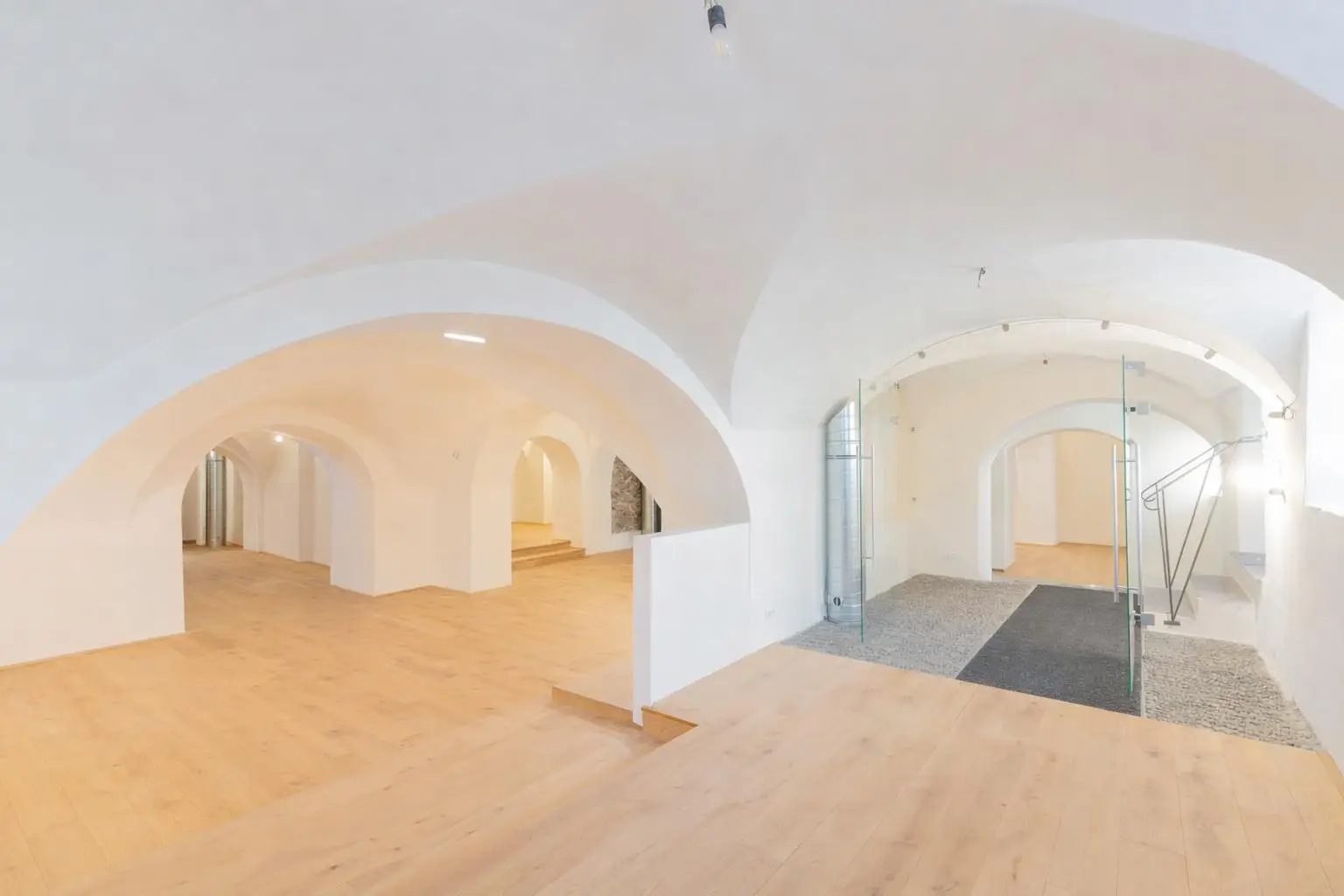 Gastraum / Eingangsbereich