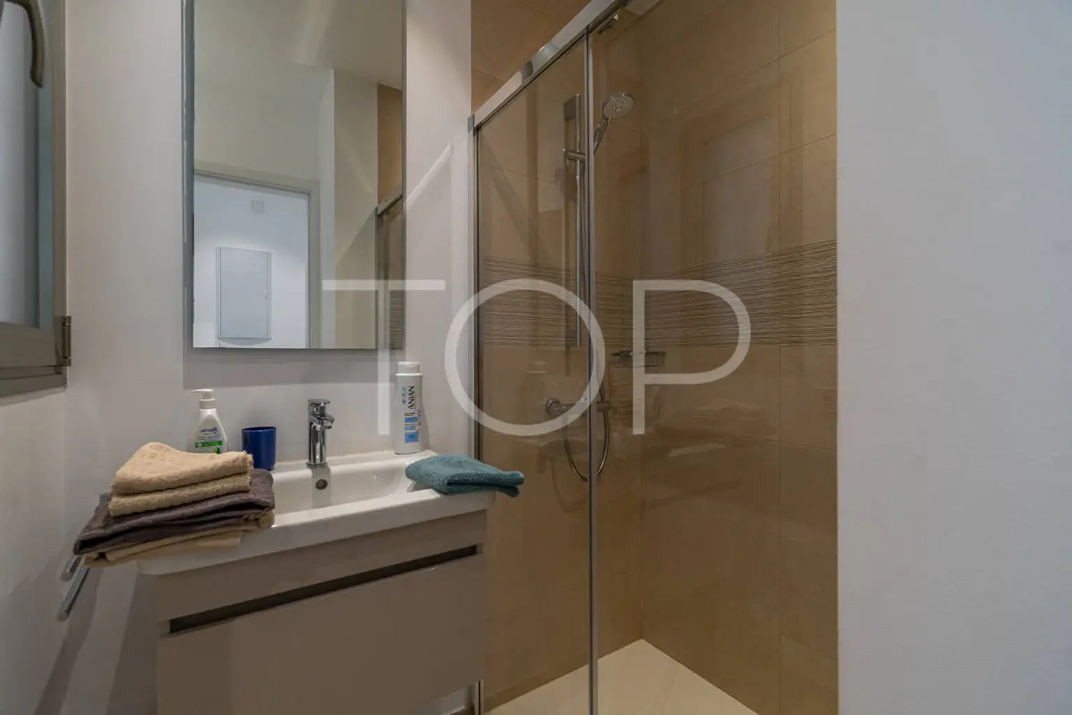 Apartment-El-Palm-Mar-Jardines-Menceyes-Baño-Invitados-Tenerife