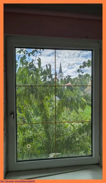 großes Gebäude + großes Grundstück für große Ideen