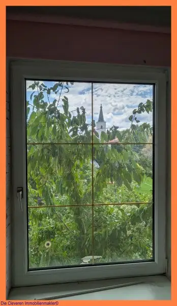 großes Gebäude + großes Grundstück für große Ideen