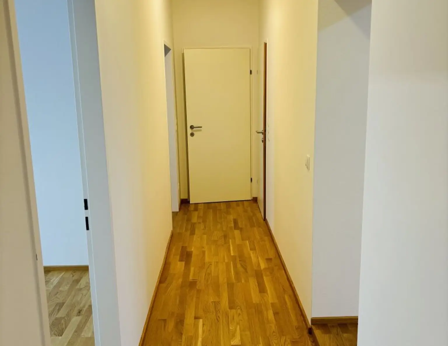 Schöne 4-Zimmer-Wohnung in Graz: Balkon, Badewanne, ideal für Ihr neues Zuhause!