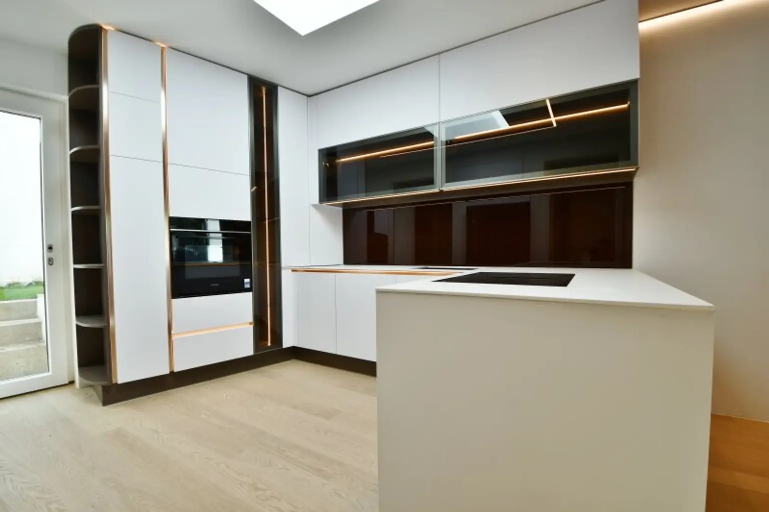 THE UNIQUE SIX HORIZON RESIDENCES