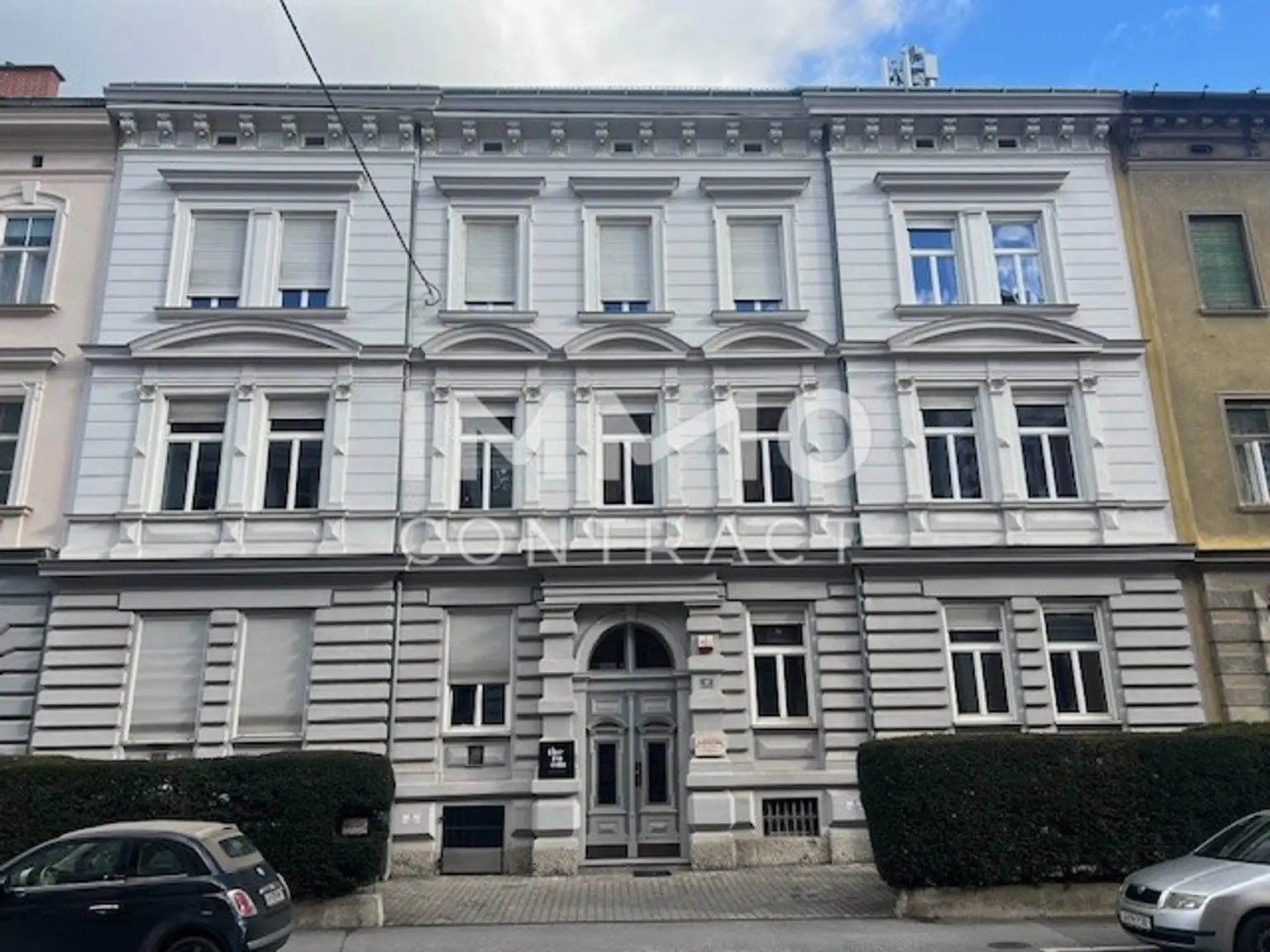 REPRÄSENTATIVE RÄUMLICHKEITEN FÜR BÜRO ODER KANZLEI  AB SOFORT IN DER KLOSTERWIESGASSE ZU VERMIETEN