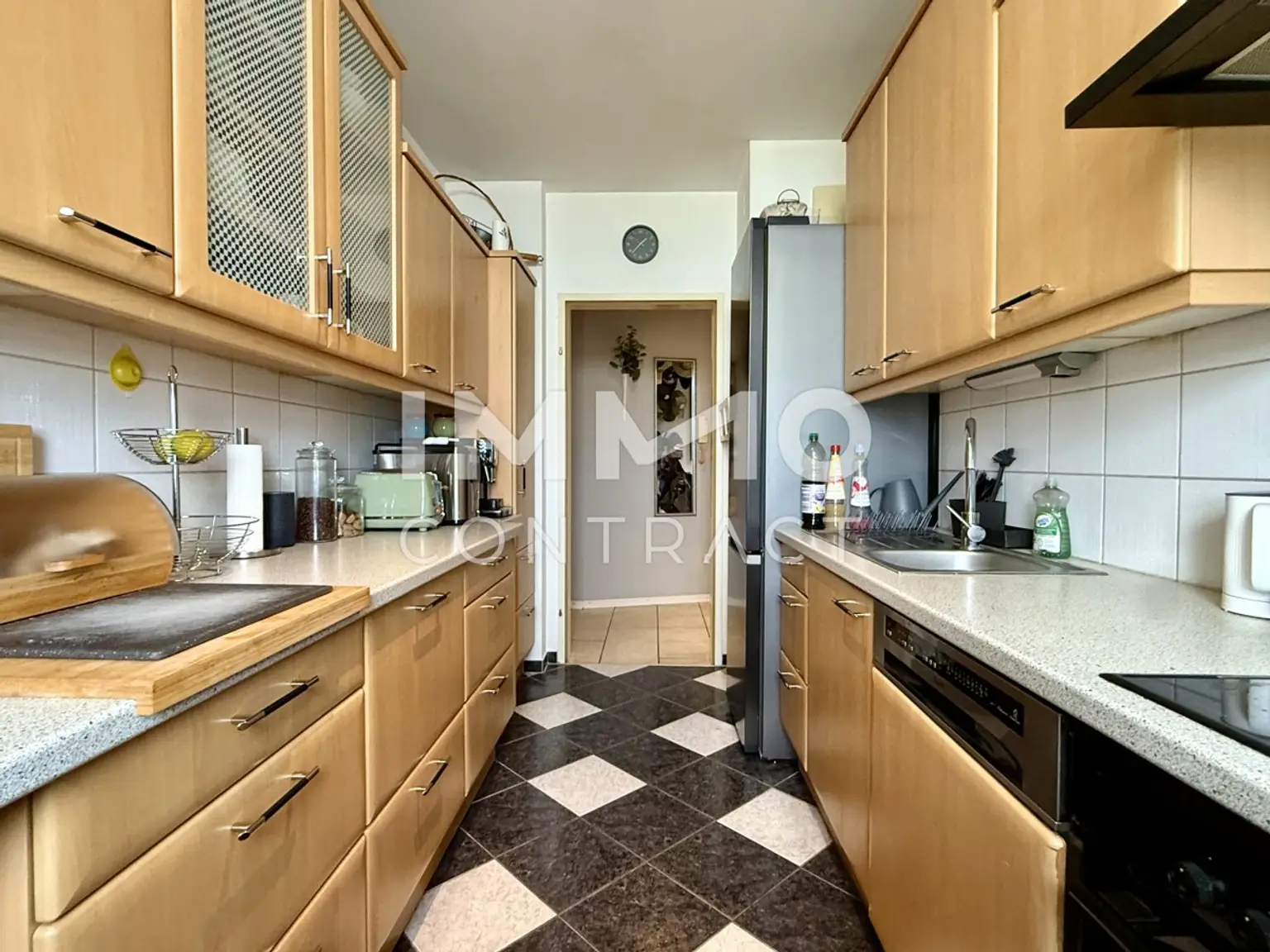 20 Min. zum Bhf. Korneuburg – moderne 3-Zimmer-Wohnung mit extra Küche & Stellplatz