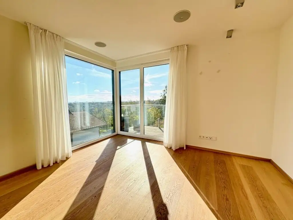 LUXUS-KLEINGARTENHAUS IM ALLEINEIGENTUM MIT WUNDERSCHÖNEM BLICK AM HACKENBERG