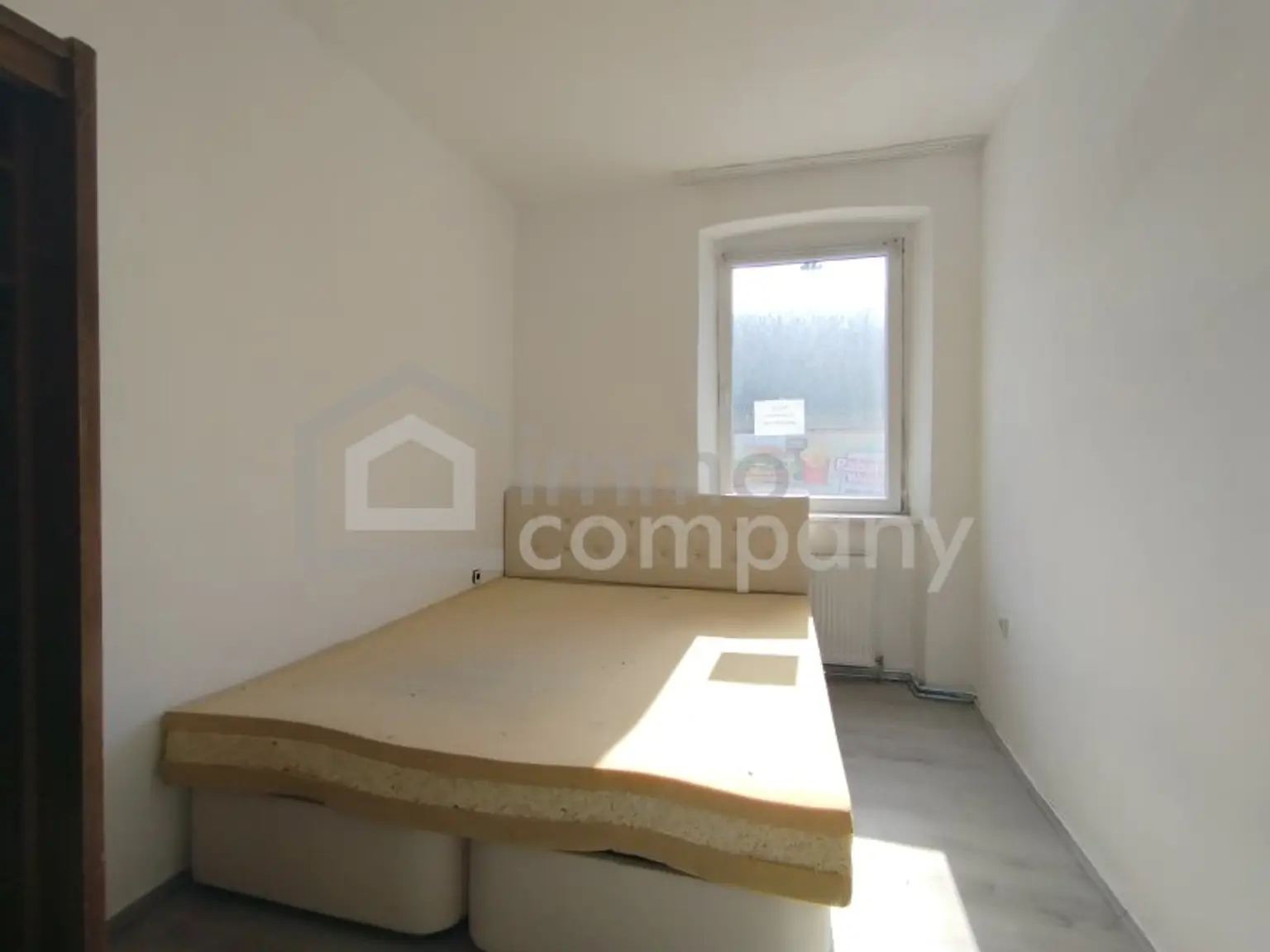 Haus zur Miete in Berndorf - 3 Zimmer, Küche, Bad