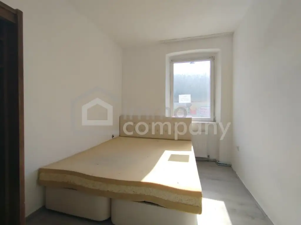 Haus zur Miete in Berndorf - 3 Zimmer, Küche, Bad