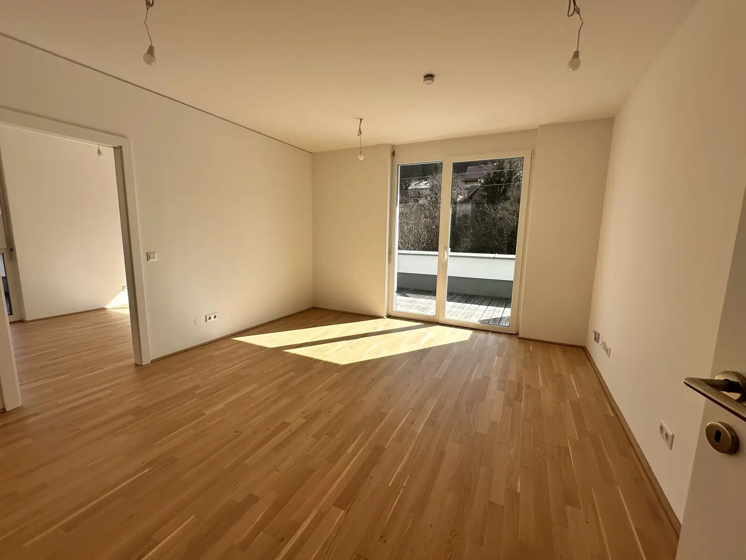 06_H1-18_Eingangsbereich