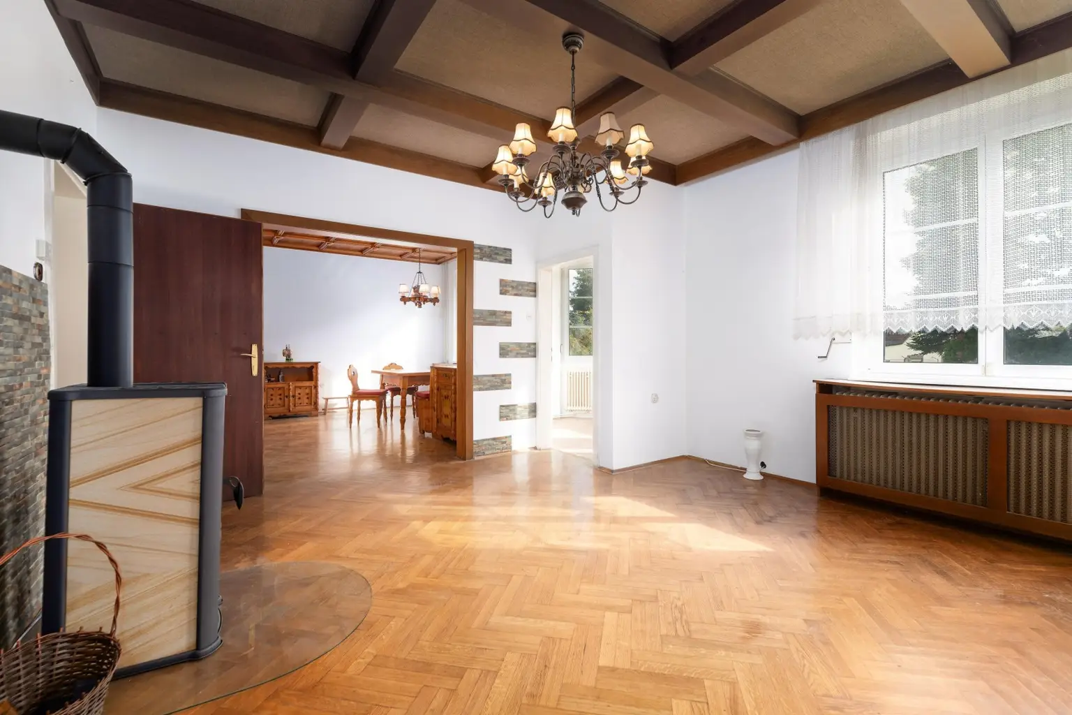 "Historisches Einfamilienhaus mit großem Garten - Gestalten Sie Ihr Traumhaus"