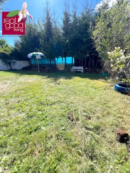 Einfamilienhaus mit 95 m² Wohnfläche, Keller, Garage und 416 m² Garten in Eggern