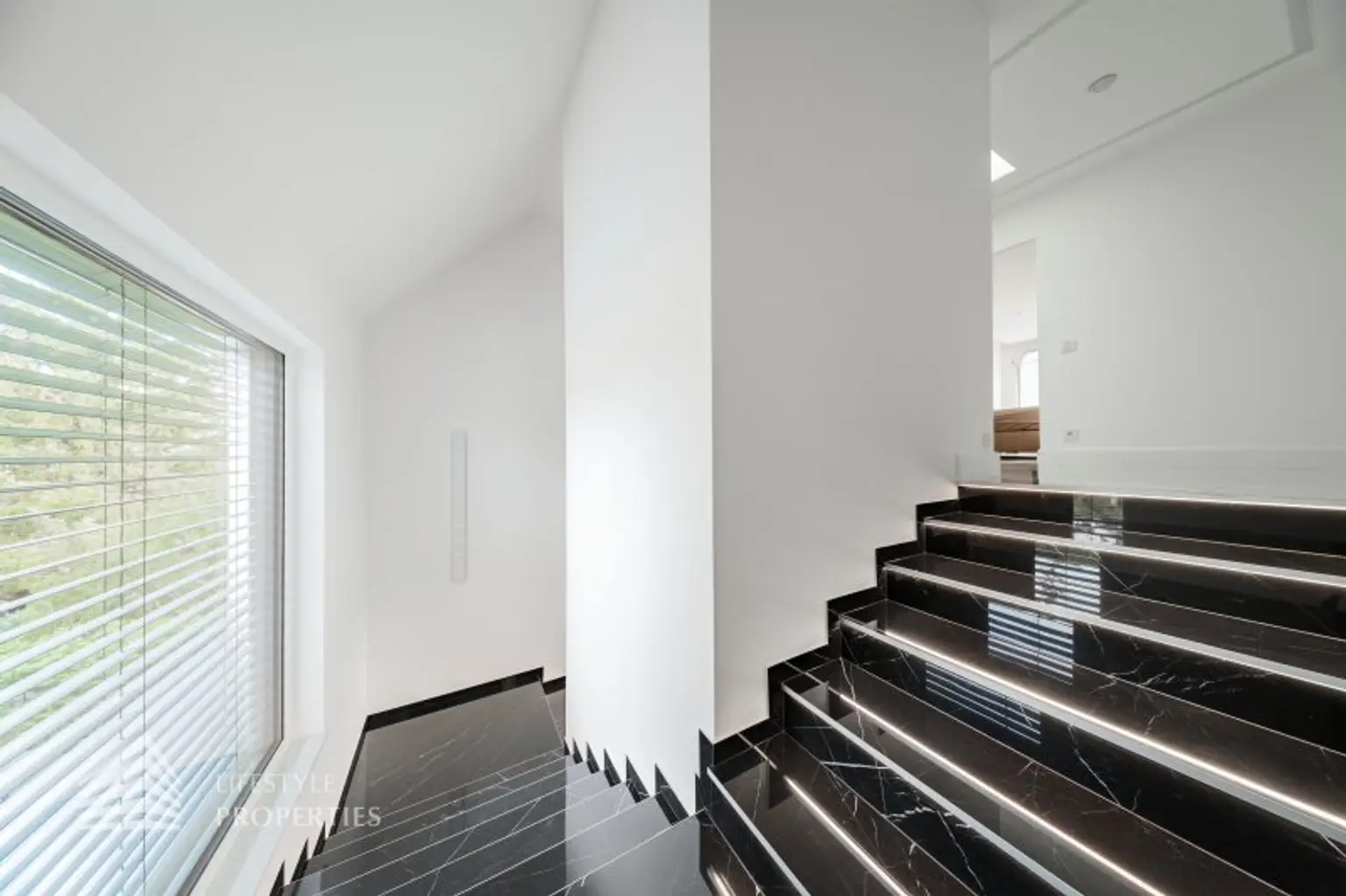 Grandiose Luxusvilla mit Pool - Ihr Rückzugsort Nähe Wienerberg