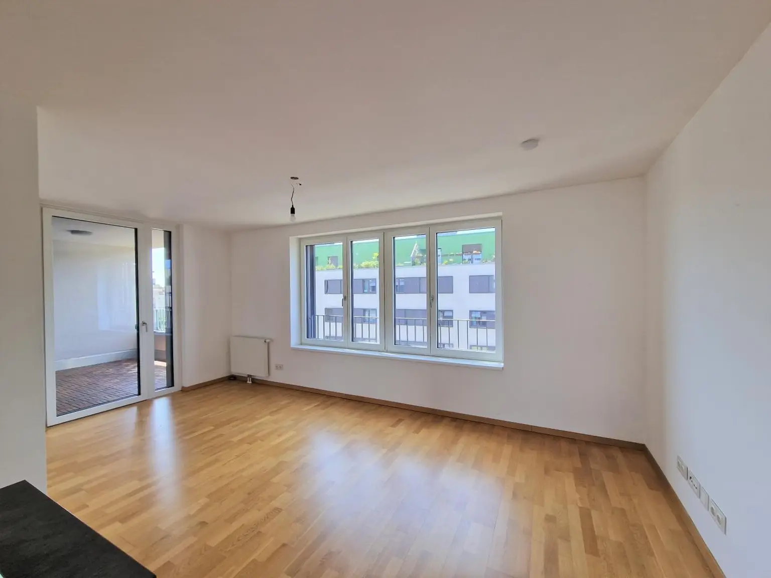 Moderne 3 Zimmer Wohnung ++ große Loggia ++ Gym ++ 7.OG