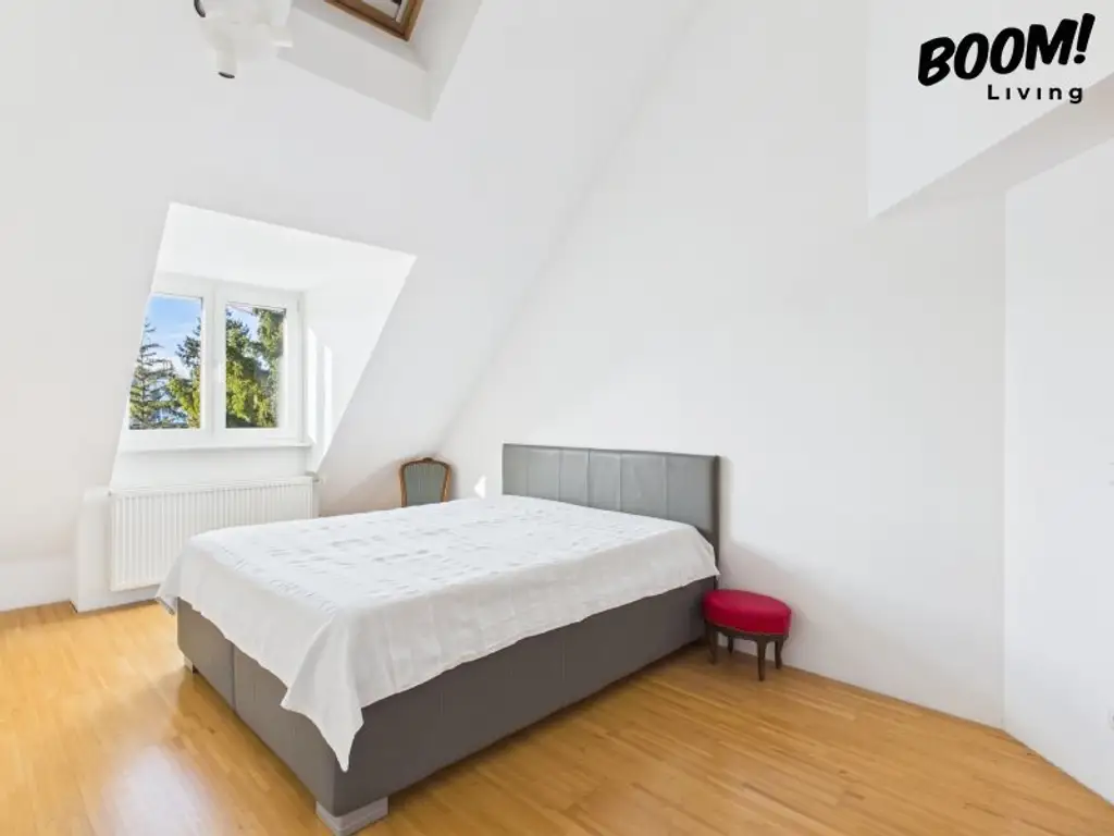 Traumhafte 3,5-Zimmer-Dachgeschosswohnung mit Balkon und Terrasse in 1230 Wien!